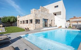 Elaia Rooms